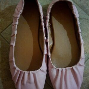 Sam& Libby Pink Flats Size 8 Wide